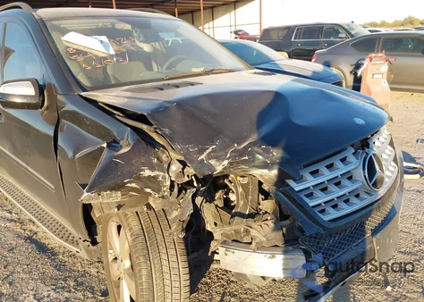 2010 Mercedes-Benz Ml 350 4Matic z USA, uszkodzony, nr VIN 4JGBB8GB1AA542157